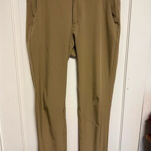 Fabletics Men's Khaki Chinos